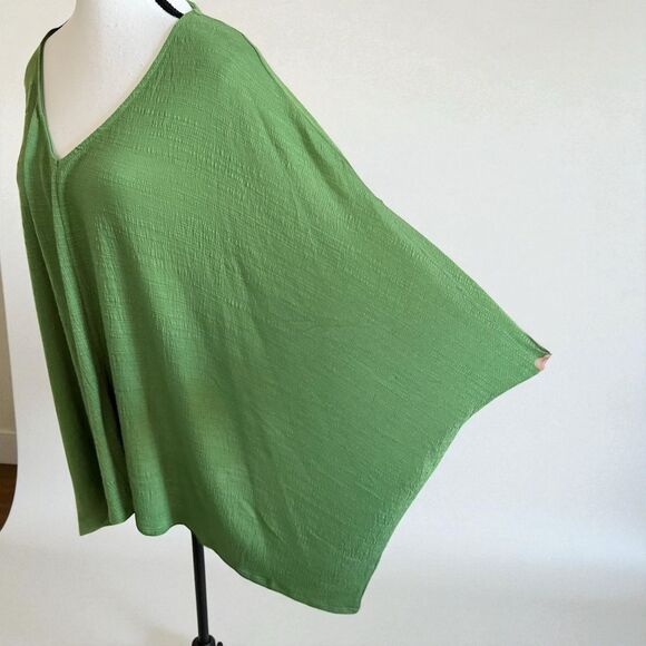 Laurie Felt Oversized Knit Top with V-Neck Size M/L - Picture 4 of 9